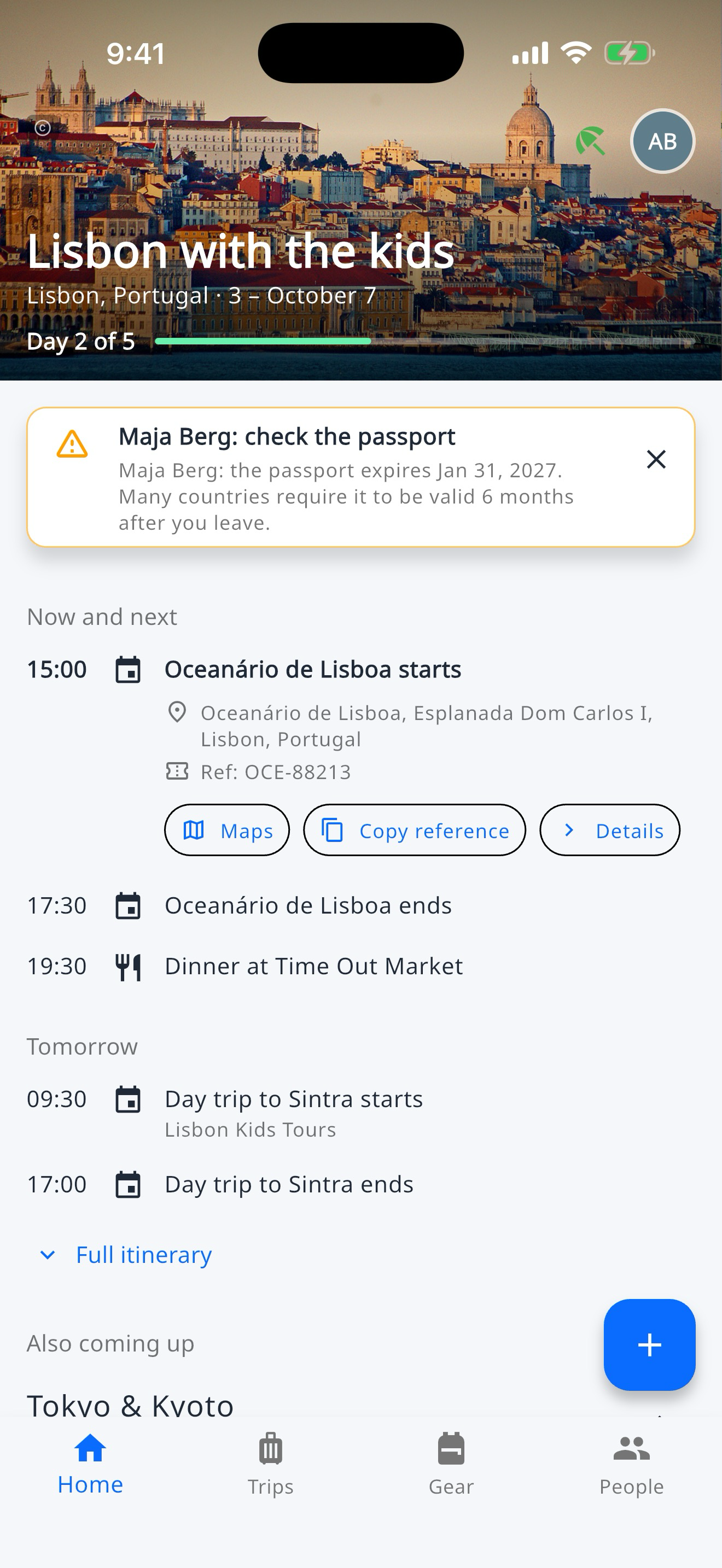 ReadyRoam trip dashboard showing a demo family trip to Lisbon, reminders and today's itinerary